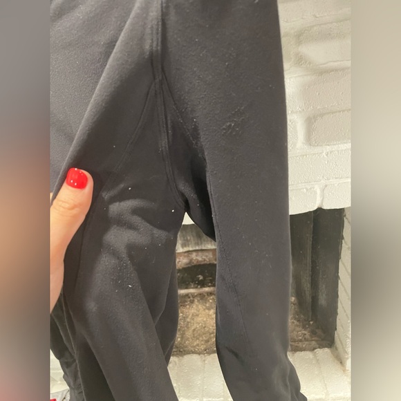 Lululemon lightweight pullover - Picture 10 of 10